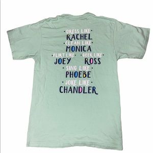 Friends T-Shirt Women’s Medium